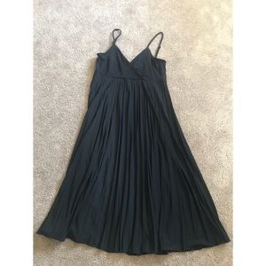 💜 Max & Cleo pleated black dress